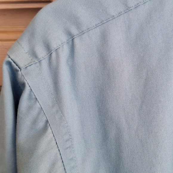 Izod Men's Shirt Sz17 Easy Care Short Sleeves Blue ButtonUp Collar Cotton Twill - Picture 7 of 11